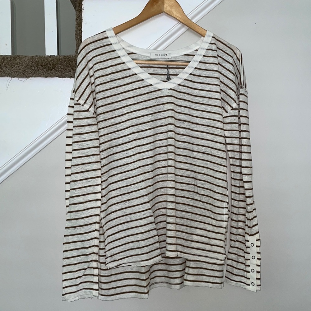 🆕 MODODOC • Striped L/S V-Neck